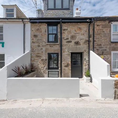 Burrow Cottage,